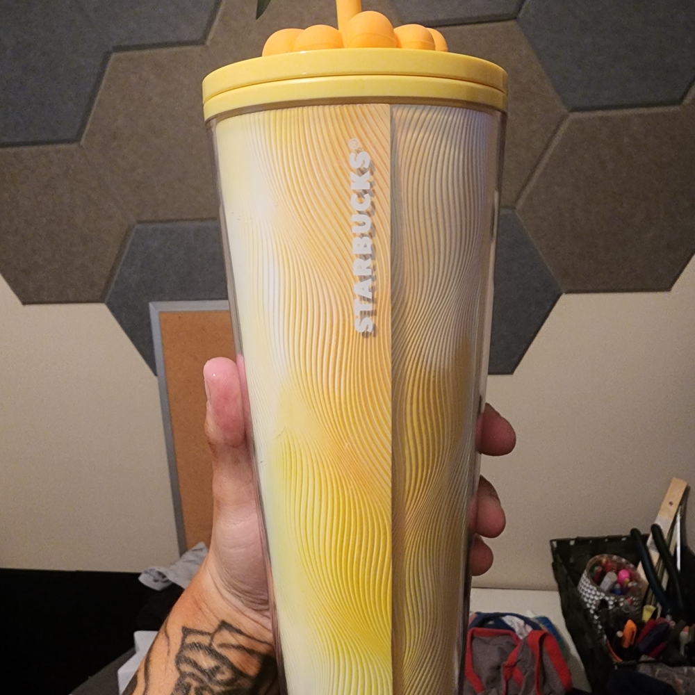 NEW SUMMER LIMITED EDITION Starbucks Swirl Cup With Flower Topper